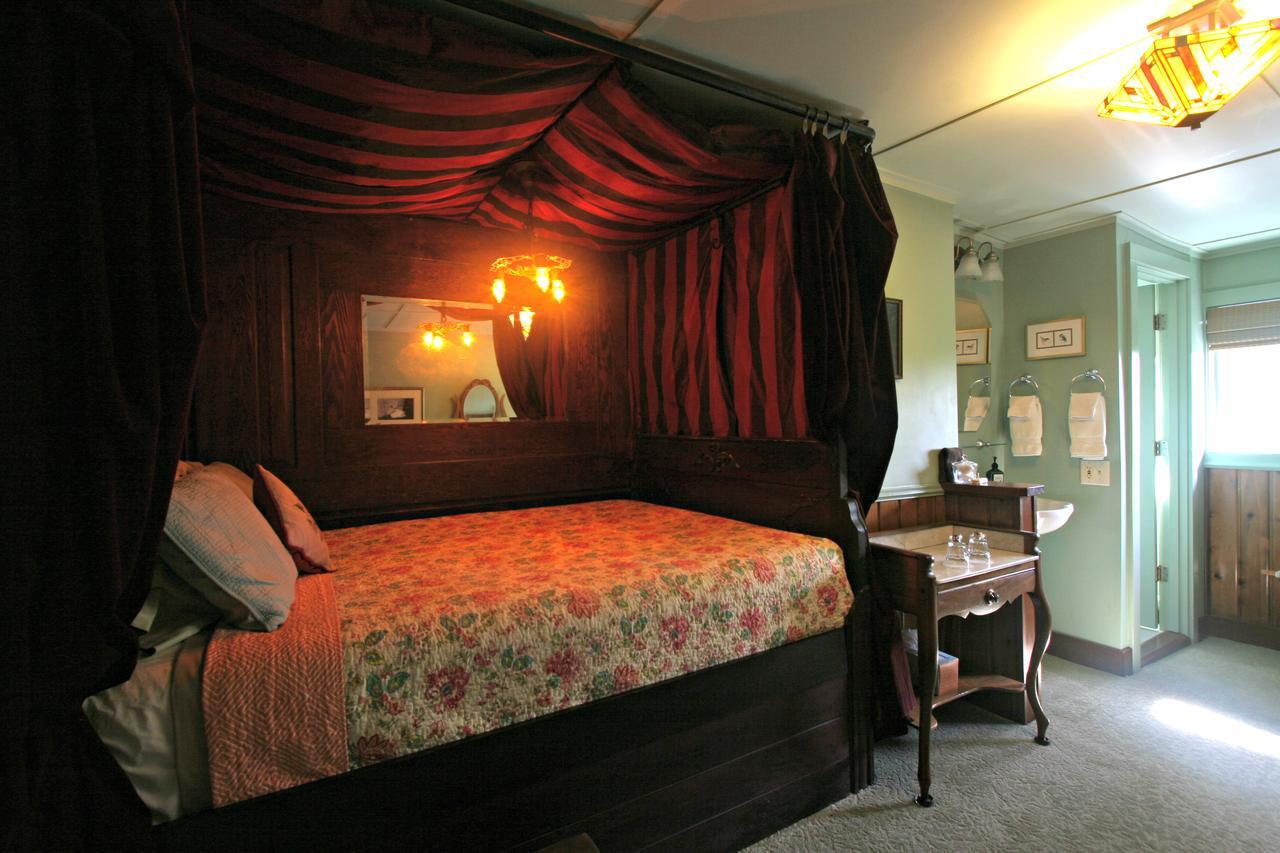 Eastsound Kangaroo House Bed & Breakfast المظهر الخارجي الصورة